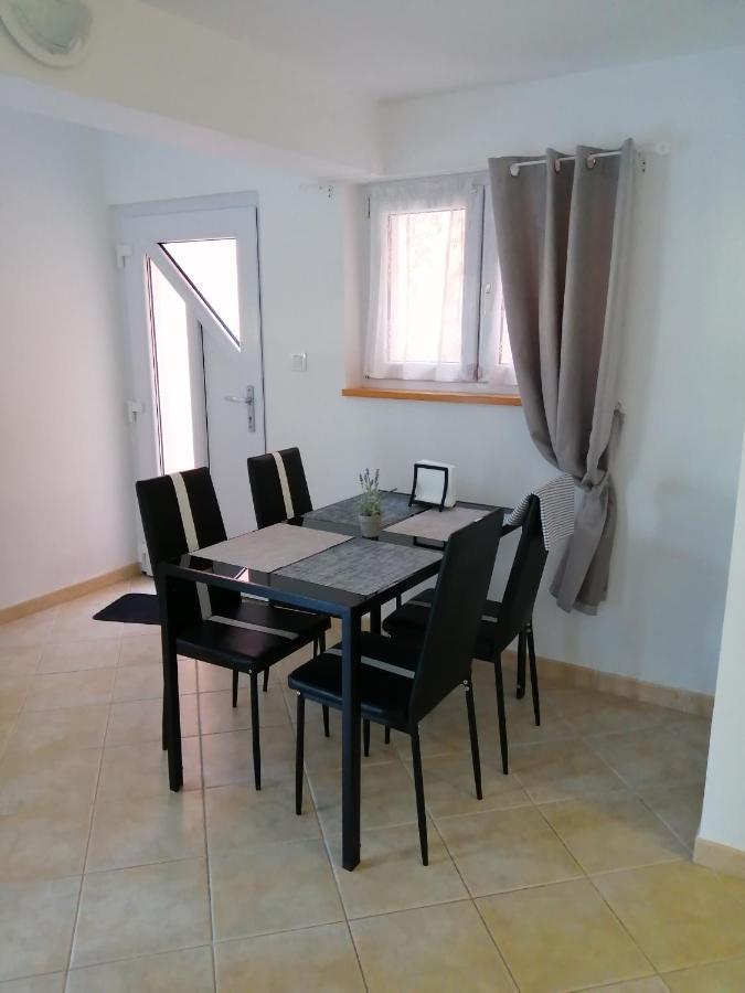 Apartment Lavanda Premantura Εξωτερικό φωτογραφία