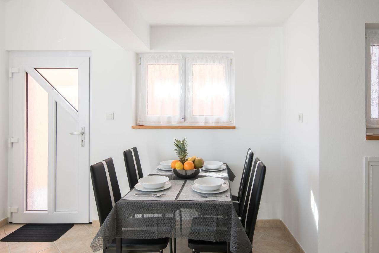 Apartment Lavanda Premantura Εξωτερικό φωτογραφία