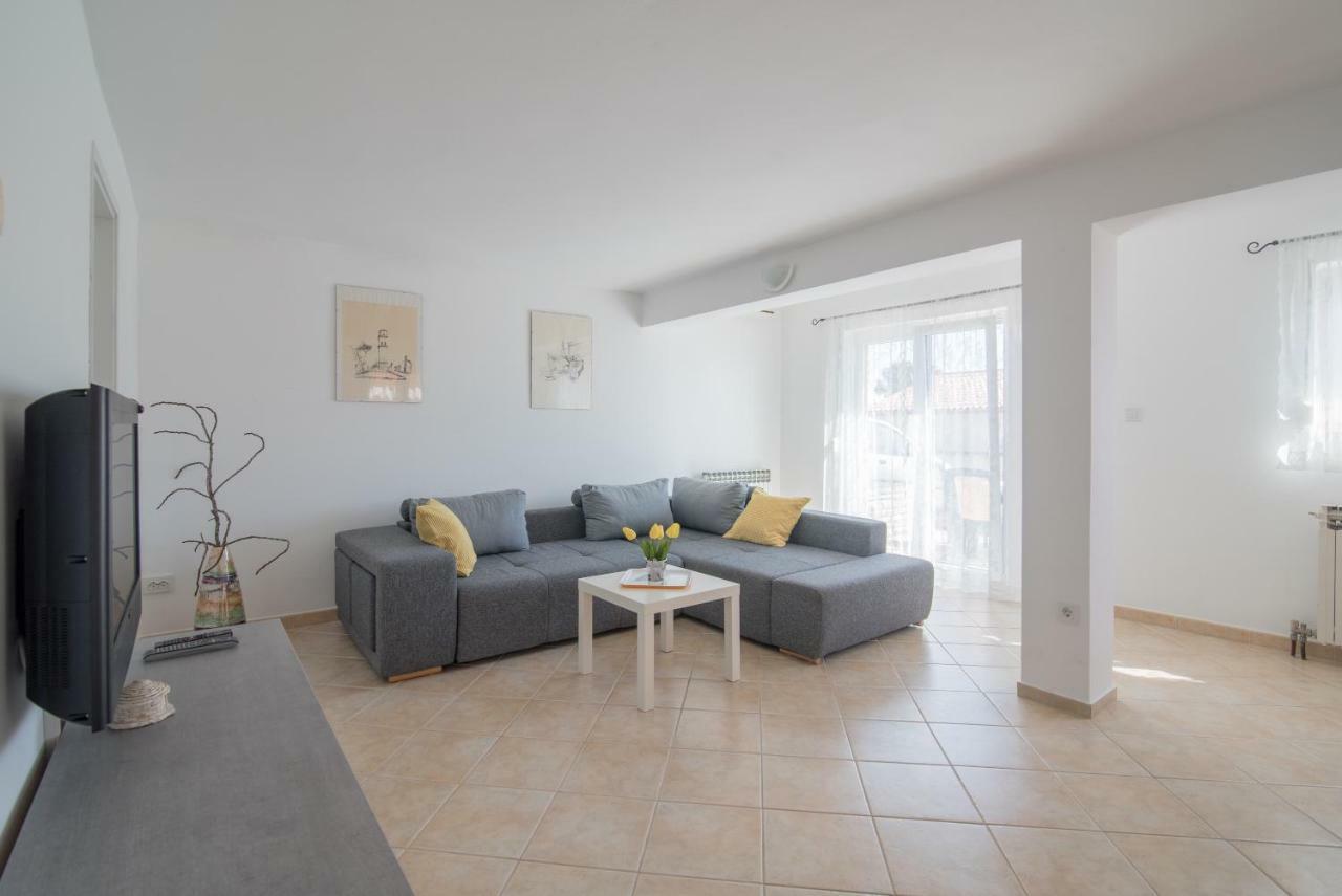 Apartment Lavanda Premantura Εξωτερικό φωτογραφία