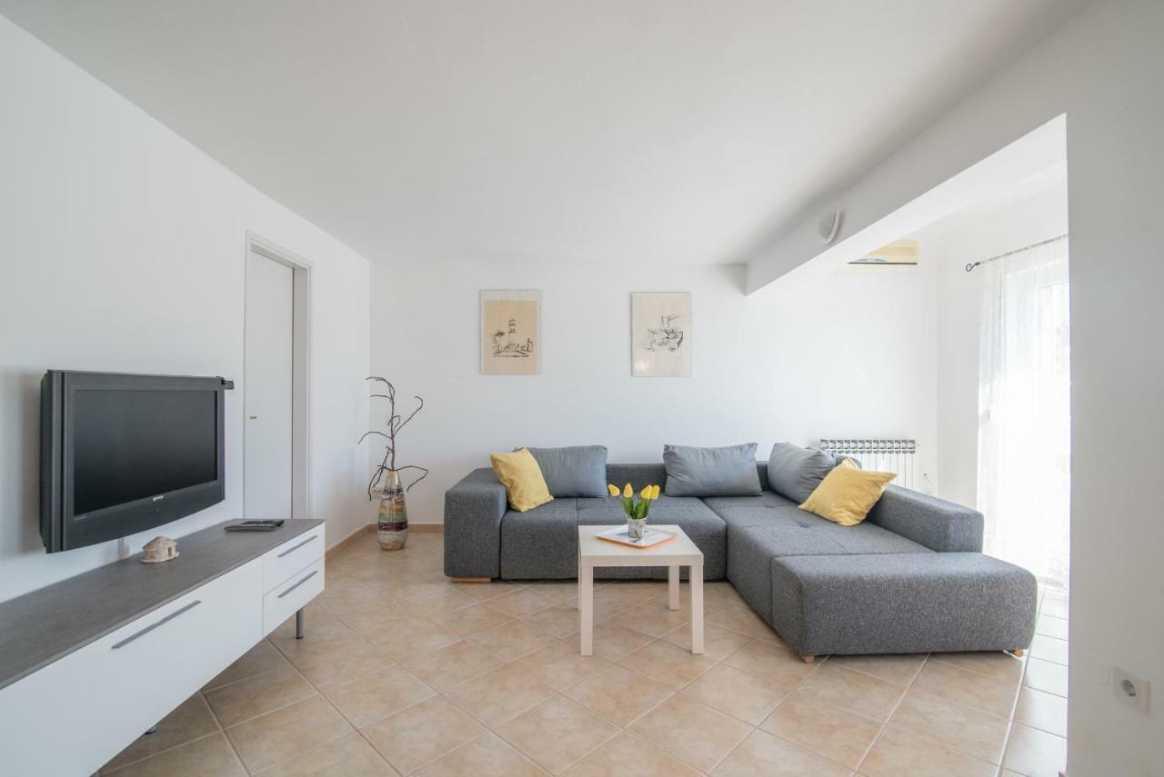 Apartment Lavanda Premantura Εξωτερικό φωτογραφία